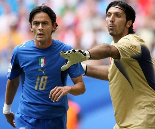 借其卓越的 借其卓越的