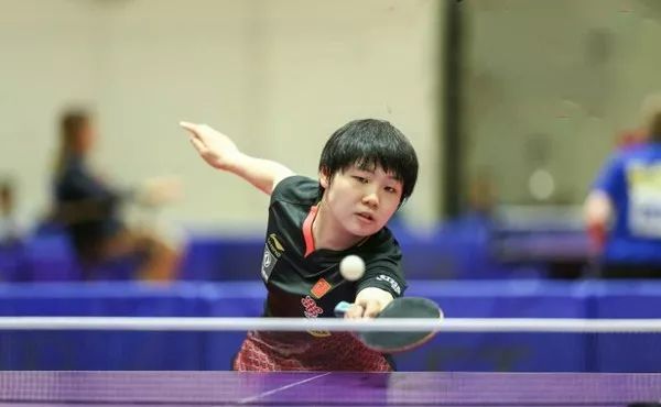 士气重振的 士气重振的