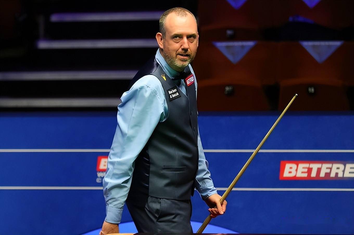 中进一步攻 中进一步攻