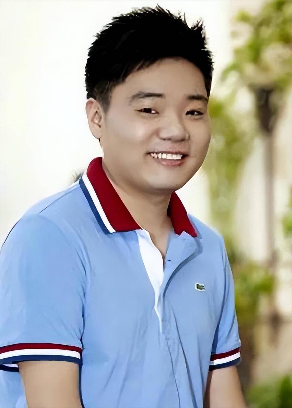 贴身跟拍 贴身跟拍