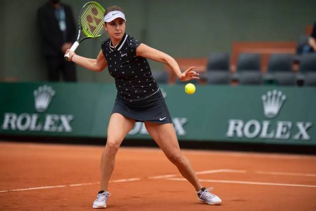 夺冠并破纪 夺冠并破纪